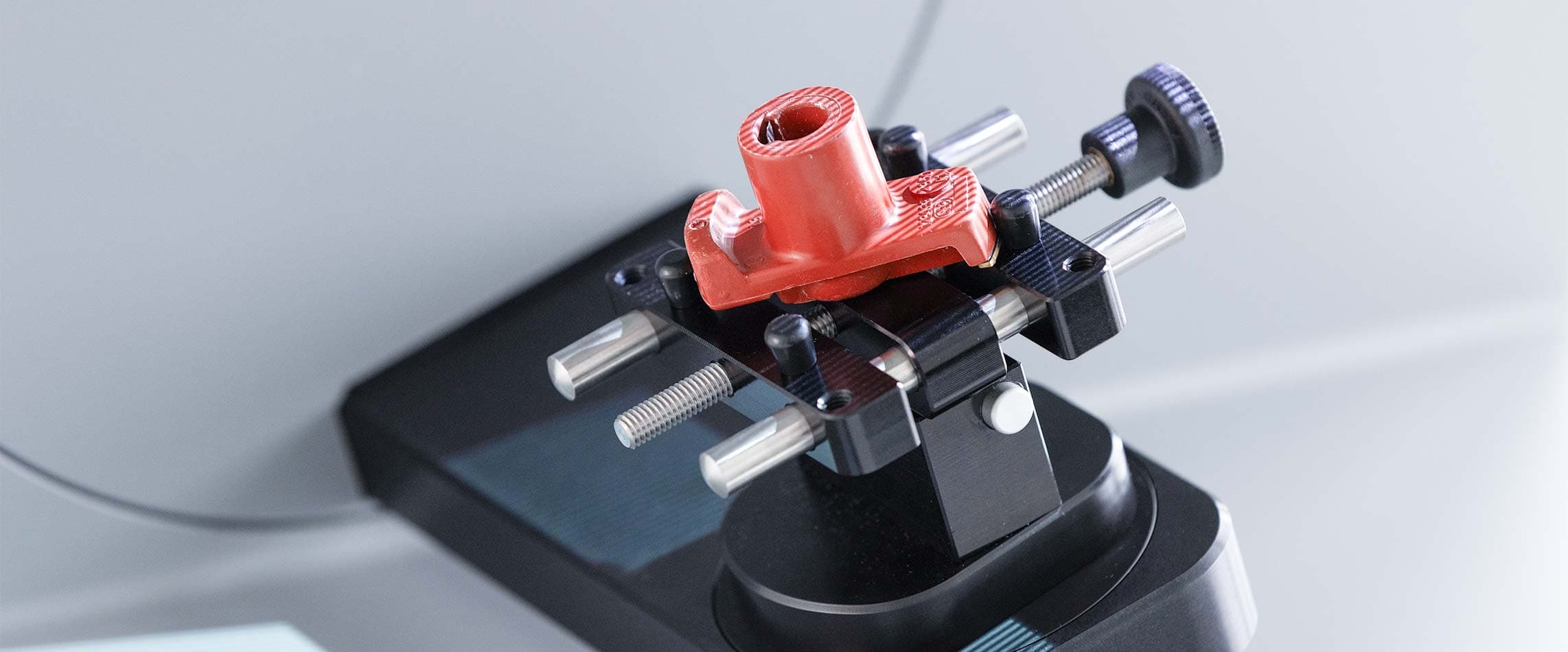 Stationärer 3D Scanner Artec Micro II Spannvorrichtung