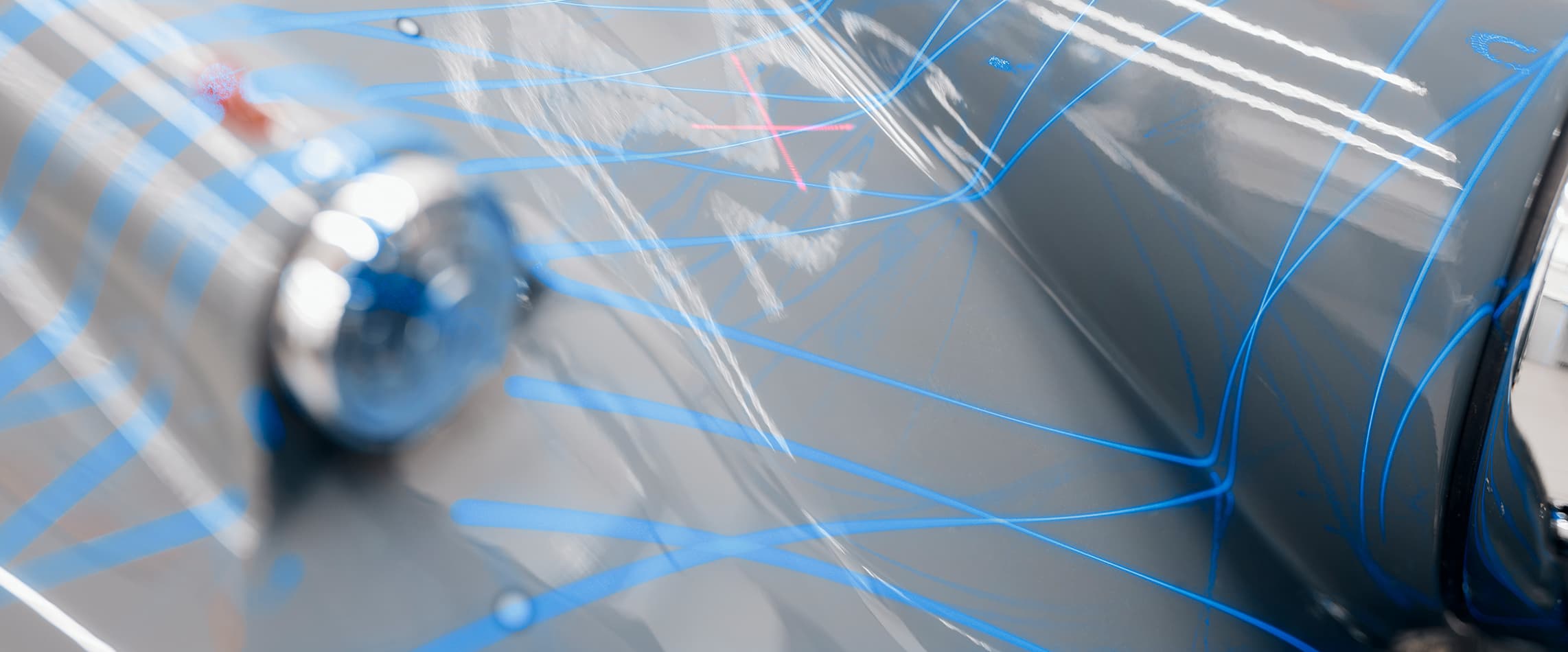 ZEISS T-SCAN hawk 2 auf dunklen und glänzenden Oberflächen